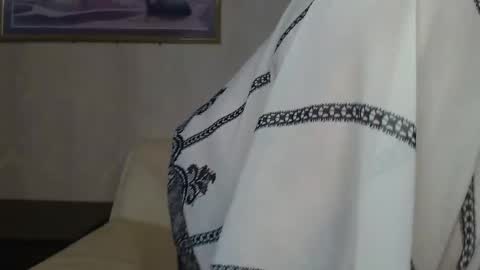 lANA online show from 09-24-25, 08:12