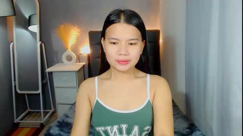 yourmissingprincess online show from 12-17-25, 02:50