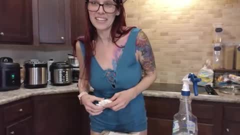 Snapshot of yournaughtysuccubus chatting on 01-04-25, 12:05 Yournaughtysuccubus online show from 01-04-25, 12:05