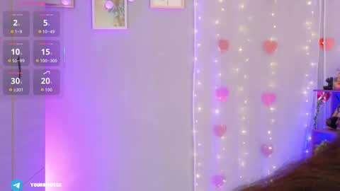 Isabella but you can call me Isa .-. online show from 02-11-26, 05:12