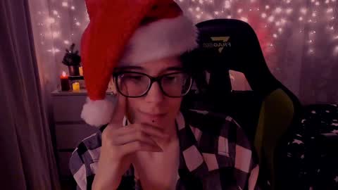 Yours Cosmic online show from 12-24-24, 11:44