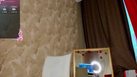 Snapshot of yoursexenergy chatting on 01-18-25, 05:10 yoursexenergy online show from 01-18-25, 05:10