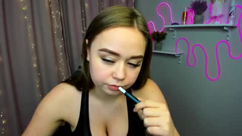 Snapshot of yoursexenergy chatting on 02-19-25, 10:01 yoursexenergy online show from 02-19-25, 10:01