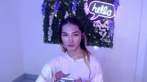    online show from 12-18-24, 03:47