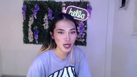    online show from 02-10-25, 02:08