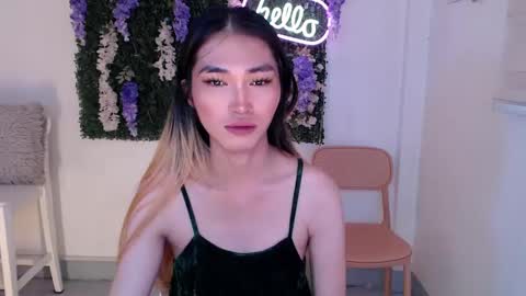    online show from 02-11-25, 03:08