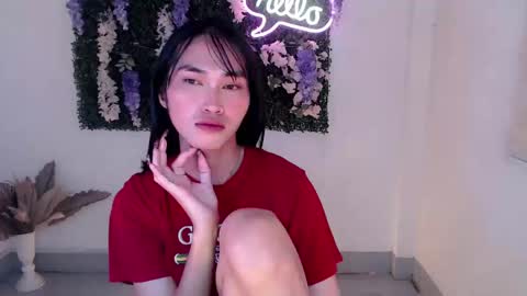    online show from 03-09-25, 01:56