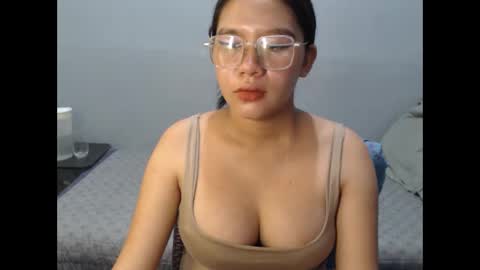 yoursexy_reb online show from 01-18-26, 02:32
