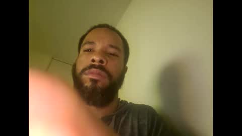 Snapshot of yoursexydaddy79 chatting on 12-15-25, 11:53 mother fucker online show from 12-15-25, 11:53