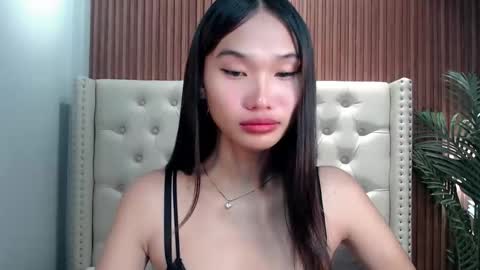 yoursluttyashxx online show from 12-03-25, 05:33