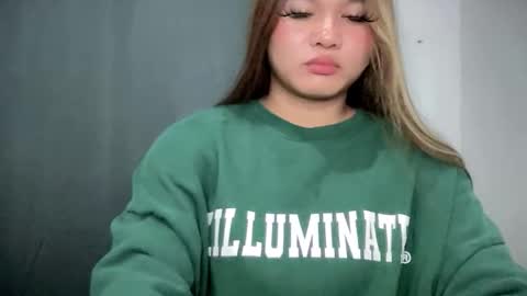 yoursweetgirl_zia online show from 03-13-26, 05:30