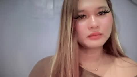 yoursweetgirl_zia online show from 05-12-26, 05:59