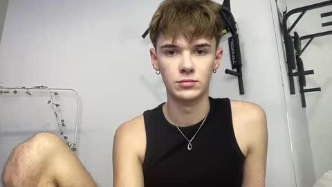 Snapshot of yoursweetyguy chatting on 11-07-25, 03:34 yoursweetyguy online show from 11-07-25, 03:34