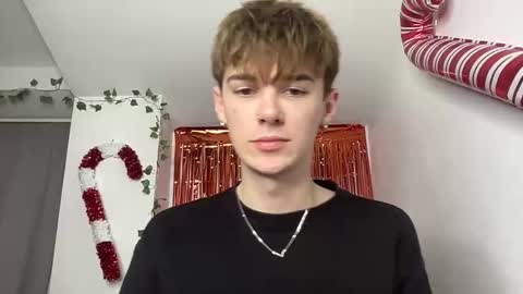 Snapshot of yoursweetyguy chatting on 01-15-26, 03:27 yoursweetyguy online show from 01-15-26, 03:27