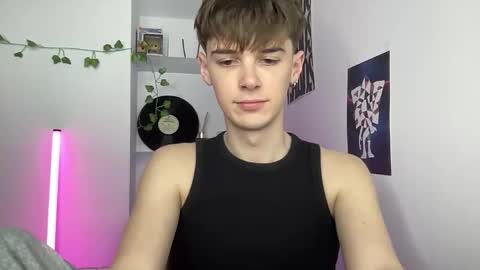 Snapshot of yoursweetyguy chatting on 03-30-26, 04:41 yoursweetyguy online show from 03-30-26, 04:41