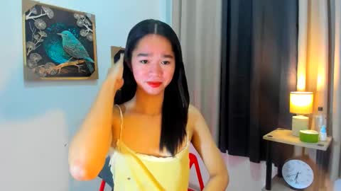 Snapshot of yourtinybunny chatting on 05-20-26, 10:32 yourtinybunny online show from 05-20-26, 10:32