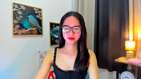 Snapshot of yourtinybunny chatting on 06-03-26, 02:33 yourtinybunny online show from 06-03-26, 02:33