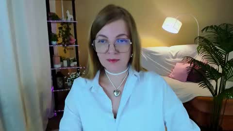 Alice online show from 10-03-25, 10:12