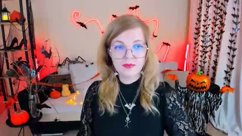 Alice online show from 10-23-25, 10:58