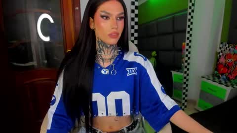 Snapshot of yourvirtualgirlfriennd chatting on 09-20-25, 09:32 GI online show from 09-20-25, 09:32