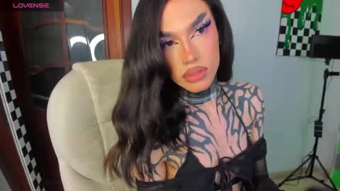 Snapshot of yourvirtualgirlfriennd chatting on 10-22-25, 07:52 GI online show from 10-22-25, 07:52