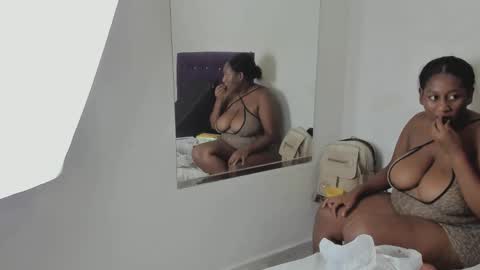 Snapshot of yourwife_anna chatting on 11-10-25, 04:22 yourwife_anna online show from 11-10-25, 04:22