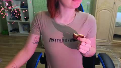 Snapshot of yourwishnes chatting on 03-03-25, 08:27 Sweet Sasha online show from 03-03-25, 08:27