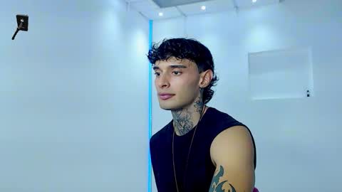 Snapshot of yourxcyberxangel chatting on 03-08-26, 01:03 Angel online show from 03-08-26, 01:03