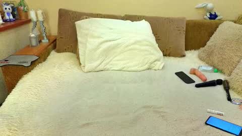 YourXQueen online show from 03-07-26, 05:48