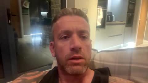 You want us 69 online show from 10-21-25, 04:57