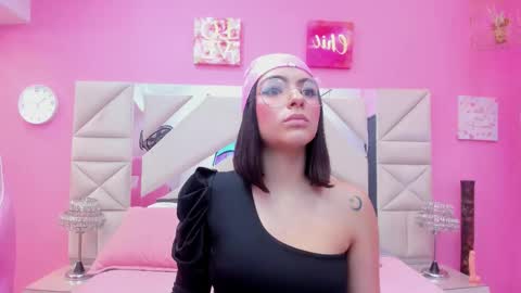 Snapshot of yovng_ivy chatting on 03-28-26, 03:17 tender girl online show from 03-28-26, 03:17