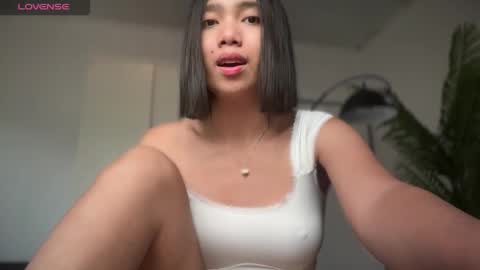 YowgineTheGreat online show from 12-31-24, 04:38