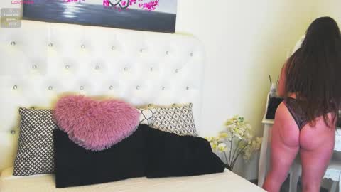 Yssabel online show from 03-30-26, 04:35