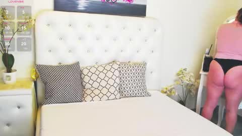 Yssabel online show from 04-27-26, 04:21