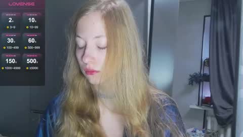 yuki_bloom online show from 10-05-25, 11:08