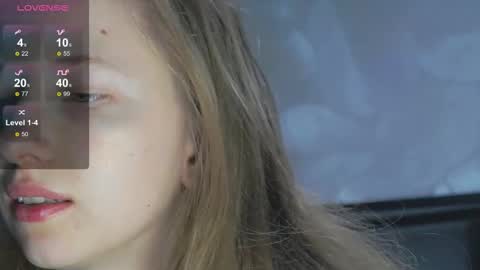 yuki_bloom online show from 10-09-25, 09:40