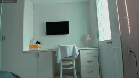 Yuki online show from 04-11-26, 07:45