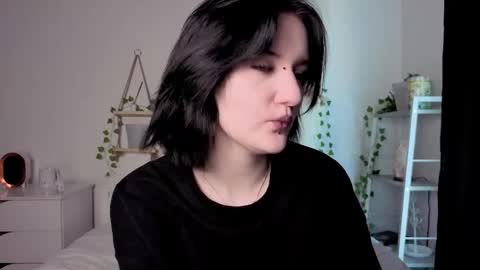 Ellie online show from 03-11-26, 08:20