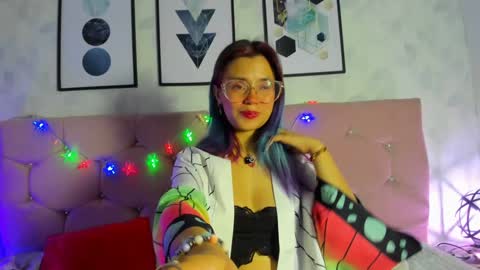 Yukki Kuran online show from 01-07-25, 01:38