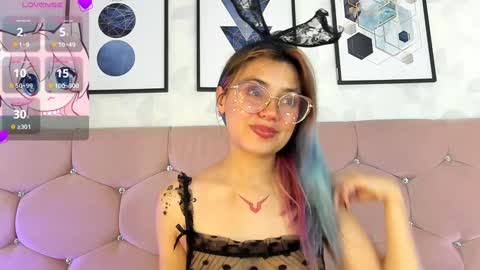 Yukki Kuran online show from 01-31-25, 01:54