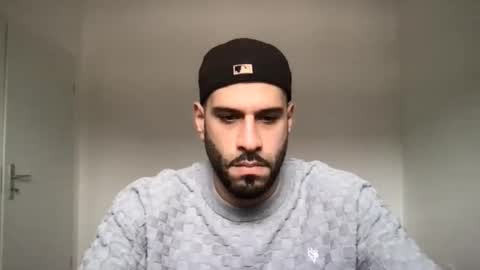 Snapshot of yul53 chatting on 11-03-25, 01:01 yul53 online show from 11-03-25, 01:01