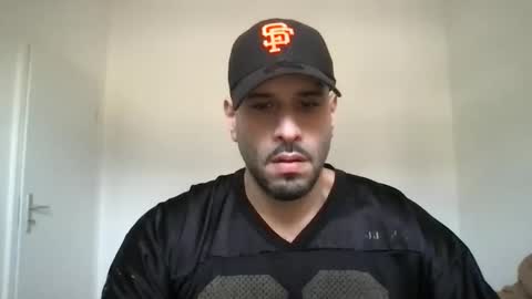 Snapshot of yul53 chatting on 11-29-25, 09:12 yul53 online show from 11-29-25, 09:12