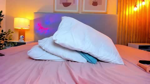 Yuliet online show from 01-20-25, 11:10