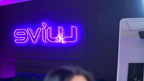 Snapshot of yuliadesirevska chatting on 11-12-25, 09:14 Yulia online show from 11-12-25, 09:14