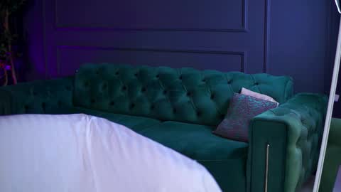 Snapshot of yuliadesirevska chatting on 11-25-25, 08:20 Yulia online show from 11-25-25, 08:20