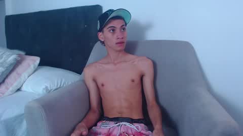 Snapshot of yulian_vasquez chatting on 02-15-25, 12:22 yulian_vasquez online show from 02-15-25, 12:22