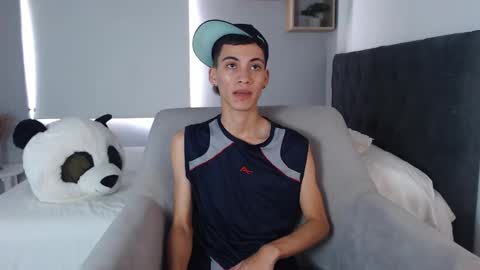 Snapshot of yulian_vasquez chatting on 03-09-25, 06:21 yulian_vasquez online show from 03-09-25, 06:21