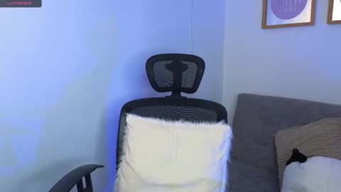 Snapshot of yulian_vasquez chatting on 09-24-25, 12:19 yulian_vasquez online show from 09-24-25, 12:19