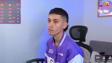 Snapshot of yulian_vasquez chatting on 09-27-25, 12:21 yulian_vasquez online show from 09-27-25, 12:21