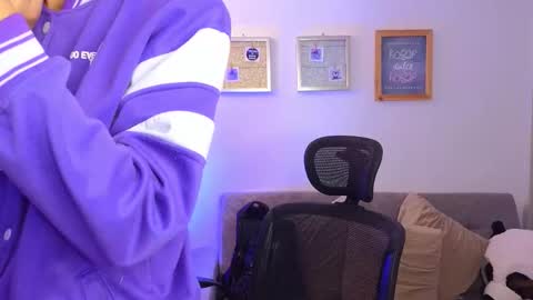 Snapshot of yulian_vasquez chatting on 11-06-25, 12:17 yulian_vasquez online show from 11-06-25, 12:17